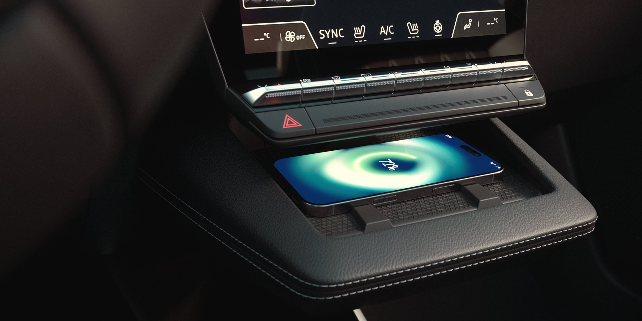Nové Mitsubishi Eclipse Cross BEV - bezdrátové nabíjení mobilních telefonů