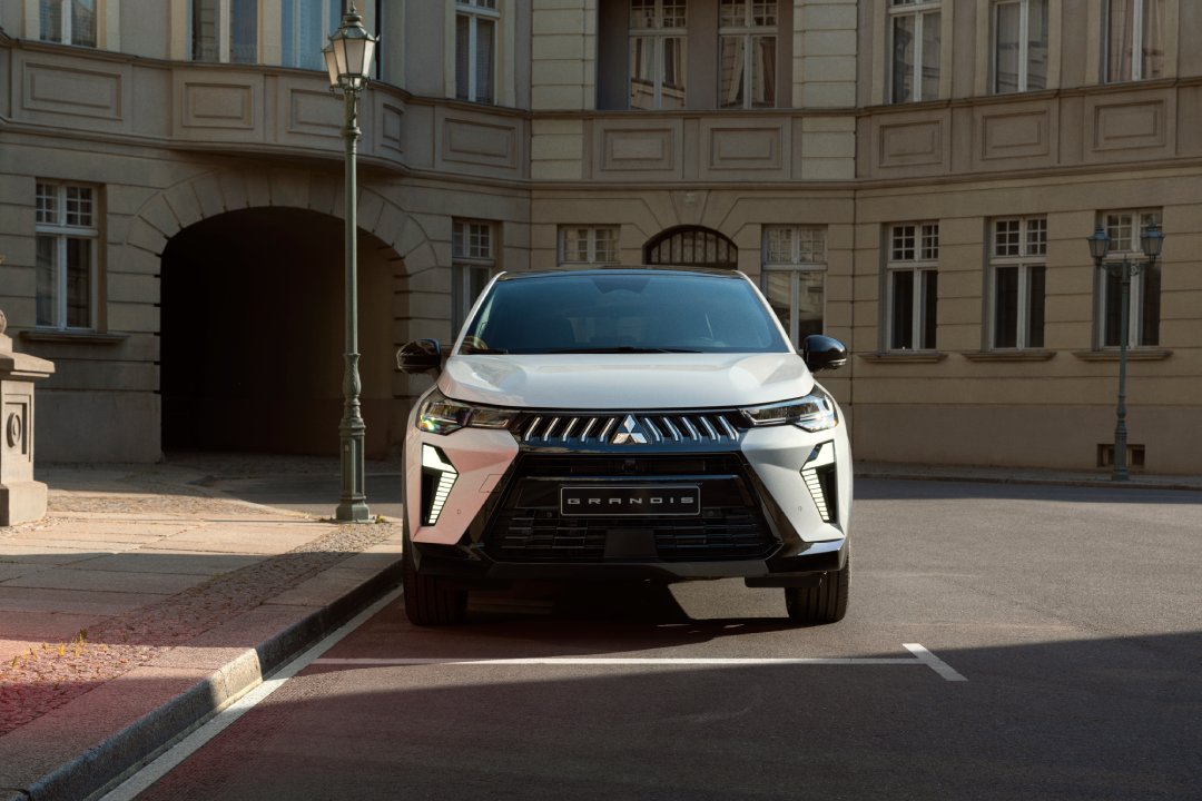 Nové Mitsubishi Grandis - dynamic shield