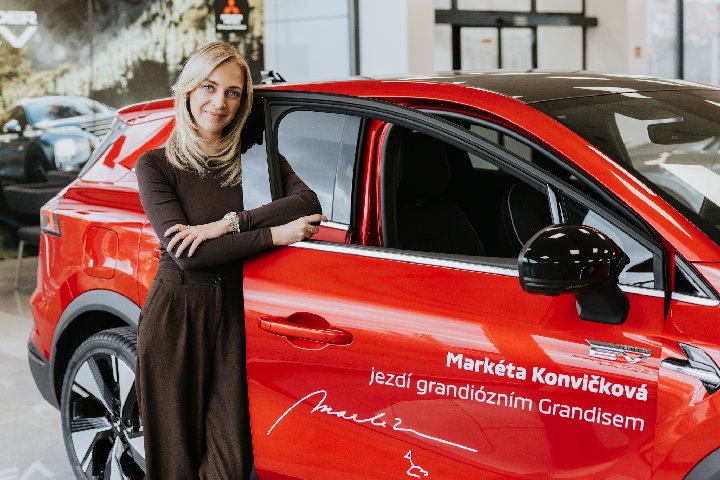 Nové Mitsubishi Grandis: Markéta Konvičková